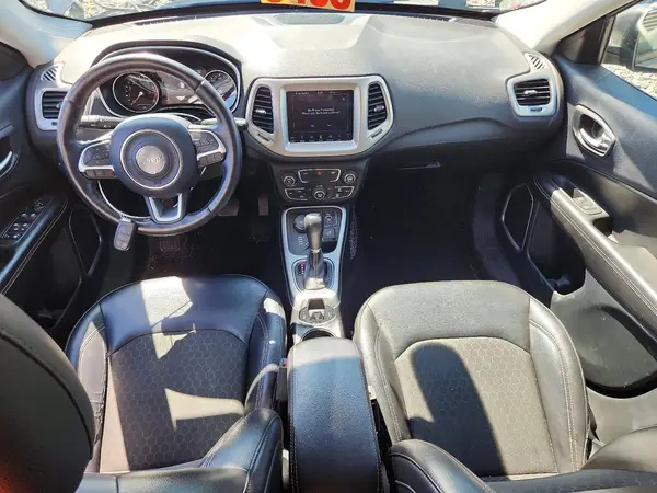 3C4NJDBB7KT617619 2019 JEEP COMPASS - Image 8