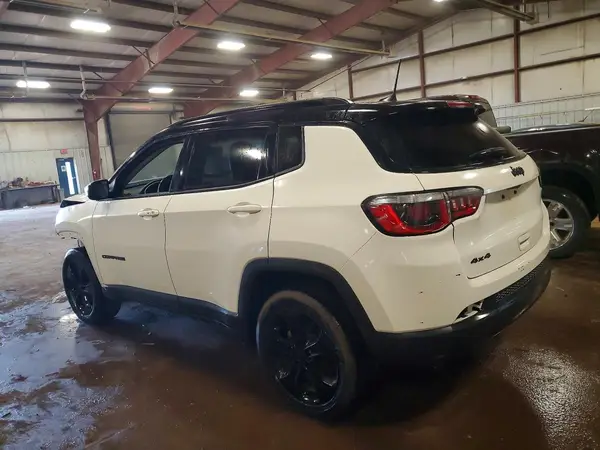 3C4NJDBB7KT617636 2019 JEEP COMPASS - Image 2