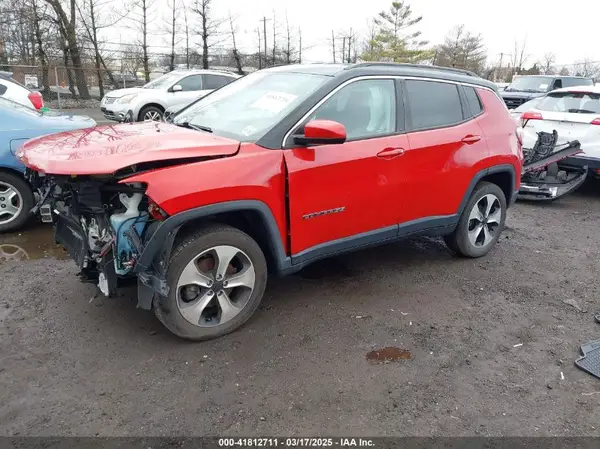 3C4NJDBB7KT629155 2019 JEEP COMPASS - Image 2