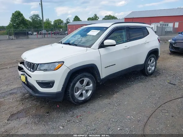 3C4NJDBB7KT630855 2019 JEEP COMPASS - Image 2