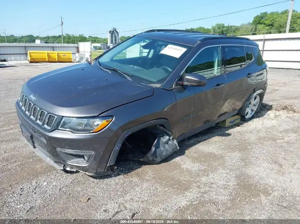 3C4NJDBB7KT641340 2019 JEEP COMPASS - Image 2
