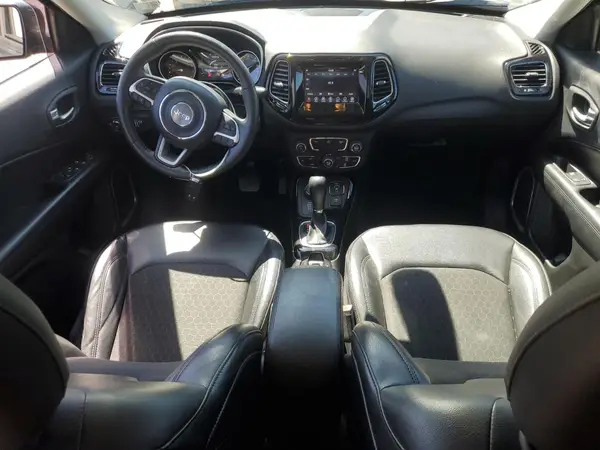 3C4NJDBB7KT652855 2019 JEEP COMPASS - Image 8