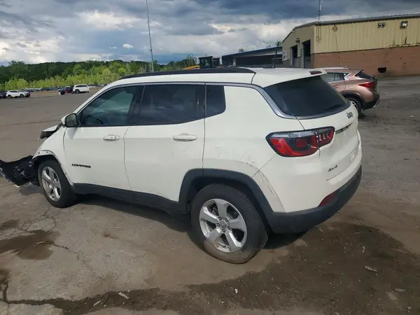 3C4NJDBB7KT656114 2019 JEEP COMPASS - Image 2