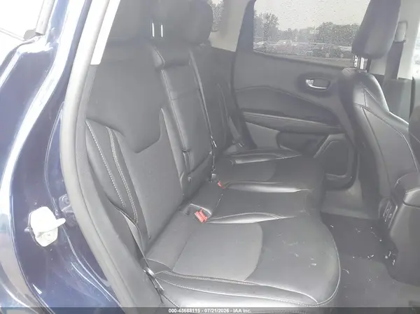 3C4NJDBB7KT656422 2019 JEEP COMPASS - Image 8