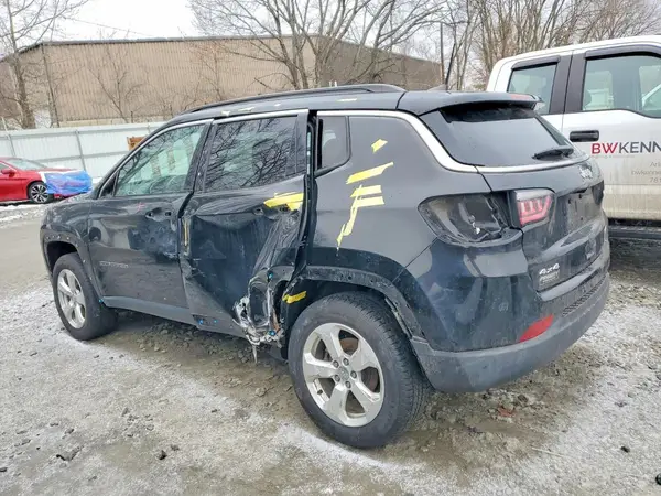 3C4NJDBB7KT656954 2019 JEEP COMPASS - Image 2