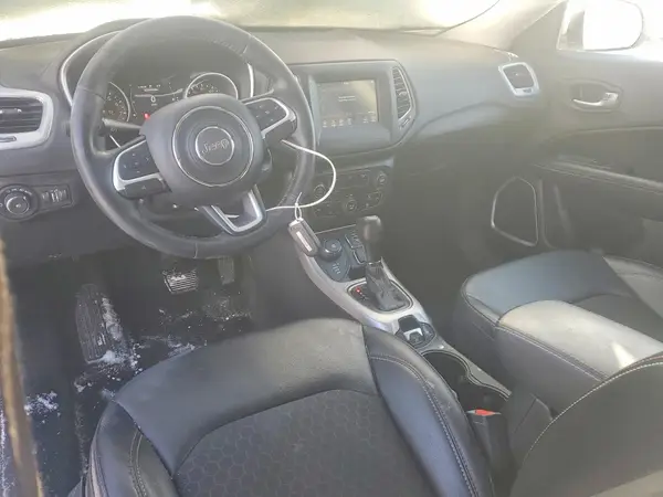 3C4NJDBB7KT661054 2019 JEEP COMPASS - Image 8