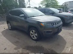 3C4NJDBB7KT670112 2019 JEEP COMPASS