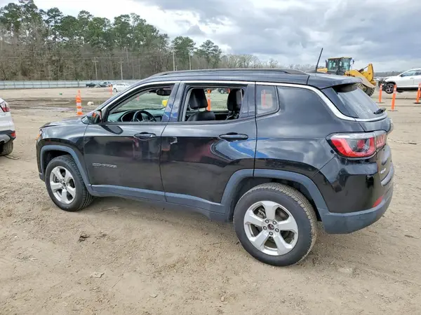 3C4NJDBB7KT670711 2019 JEEP COMPASS - Image 2
