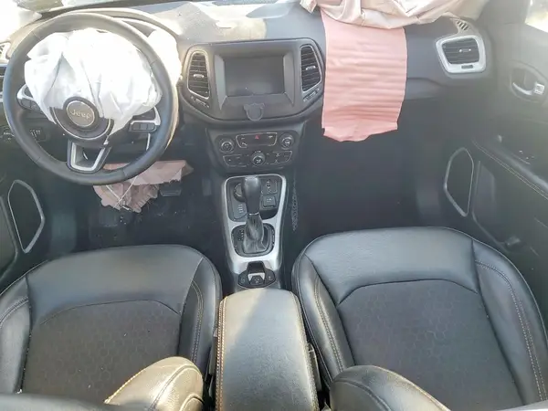 3C4NJDBB7KT690554 2019 JEEP COMPASS - Image 8