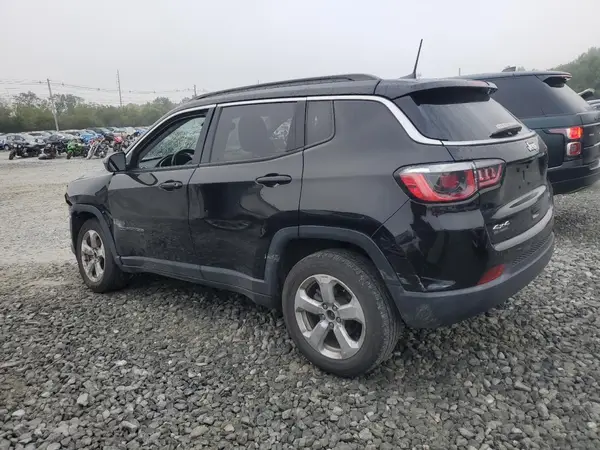 3C4NJDBB7KT703495 2019 JEEP COMPASS - Image 2