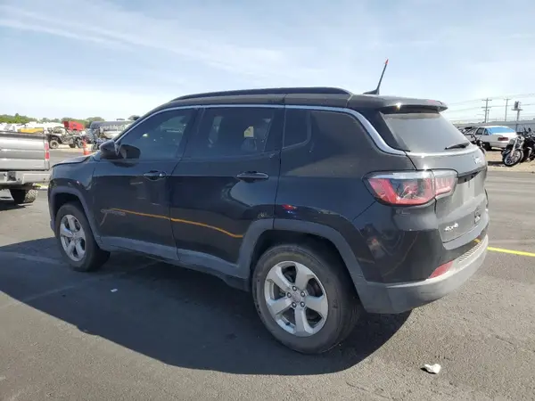 3C4NJDBB7KT714139 2019 JEEP COMPASS - Image 2
