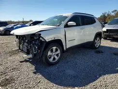3C4NJDBB7KT723648 2019 JEEP COMPASS