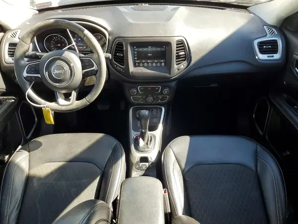 3C4NJDBB7KT723648 2019 JEEP COMPASS - Image 8