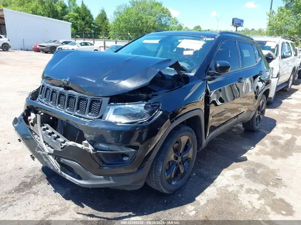 3C4NJDBB7KT723889 2019 JEEP COMPASS - Image 2