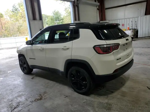 3C4NJDBB7KT733970 2019 JEEP COMPASS - Image 2