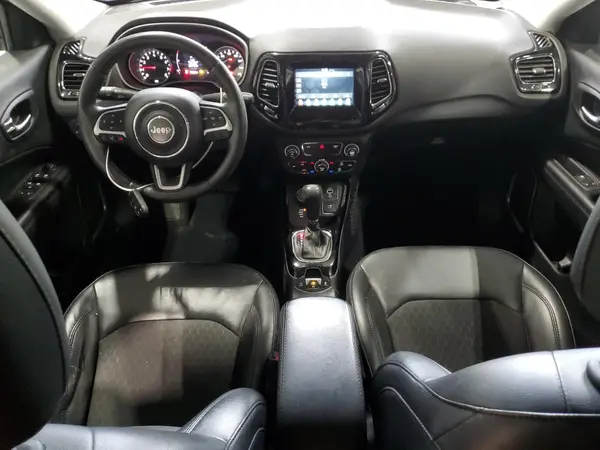 3C4NJDBB7KT733970 2019 JEEP COMPASS - Image 8