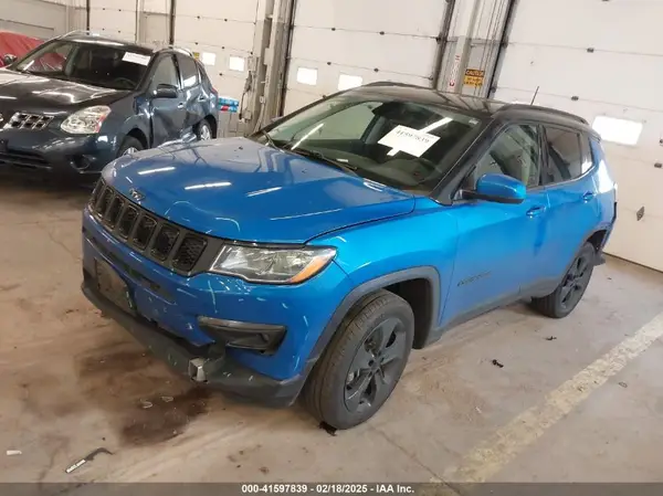 3C4NJDBB7KT741048 2019 JEEP COMPASS - Image 2