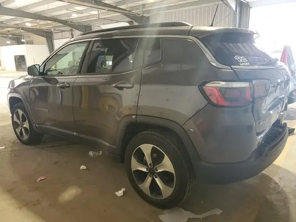 3C4NJDBB7KT741180 2019 JEEP COMPASS - Image 2