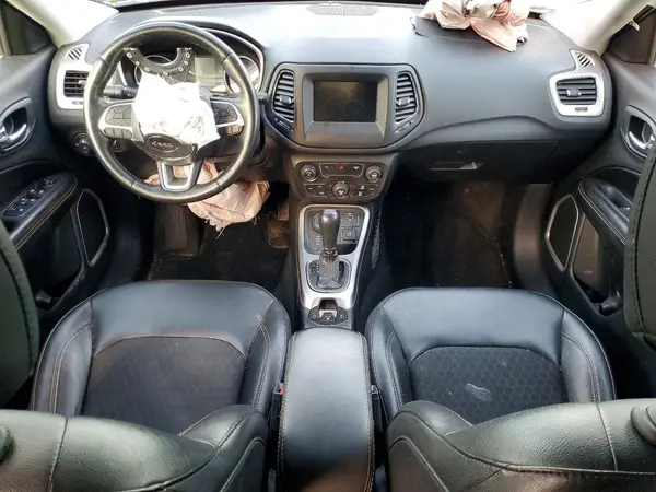 3C4NJDBB7KT754320 2019 JEEP COMPASS - Image 8