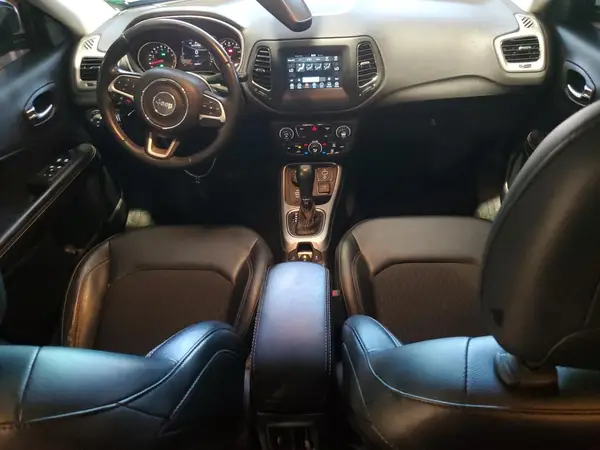3C4NJDBB7KT755290 2019 JEEP COMPASS - Image 8