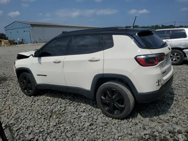 3C4NJDBB7KT761154 2019 JEEP COMPASS - Image 2