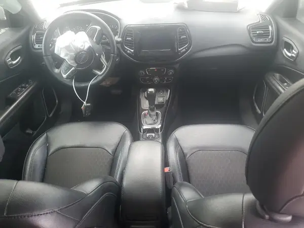 3C4NJDBB7KT761154 2019 JEEP COMPASS - Image 8