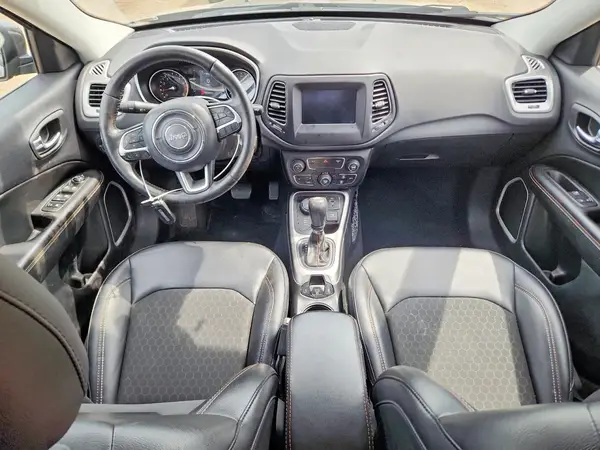3C4NJDBB7KT786524 2019 JEEP COMPASS - Image 8