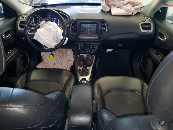 3C4NJDBB7KT786748 2019 JEEP COMPASS - Image 8