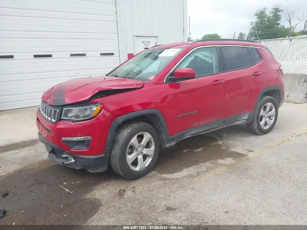 3C4NJDBB7KT790623 2019 JEEP COMPASS - Image 2