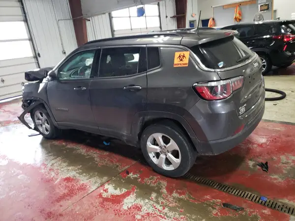 3C4NJDBB7KT806934 2019 JEEP COMPASS - Image 2