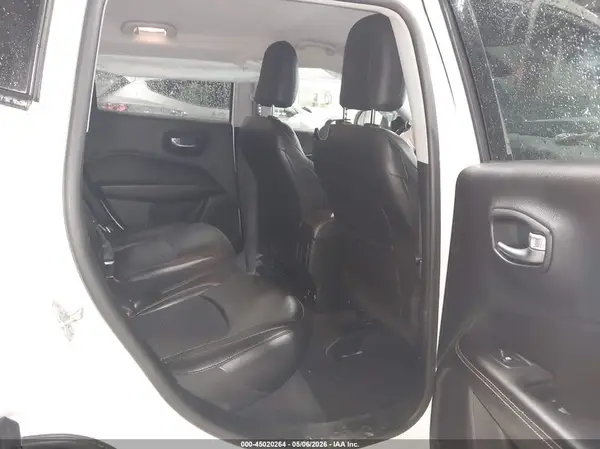 3C4NJDBB7KT847502 2019 JEEP COMPASS - Image 8
