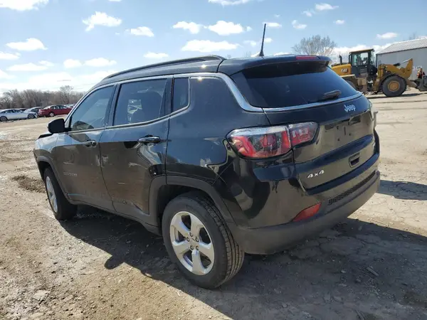 3C4NJDBB7KT847886 2019 JEEP COMPASS - Image 2
