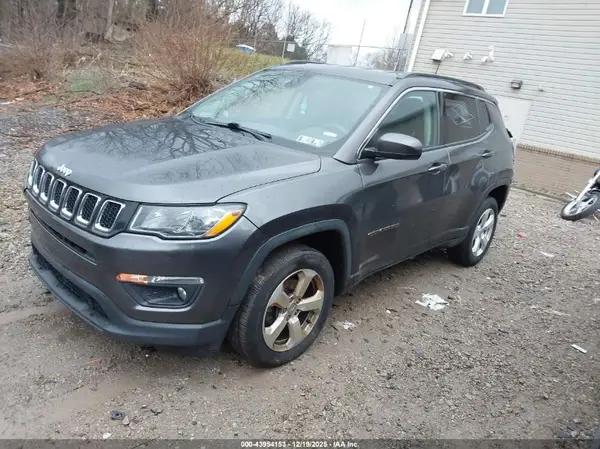 3C4NJDBB7KT849699 2019 JEEP COMPASS - Image 2