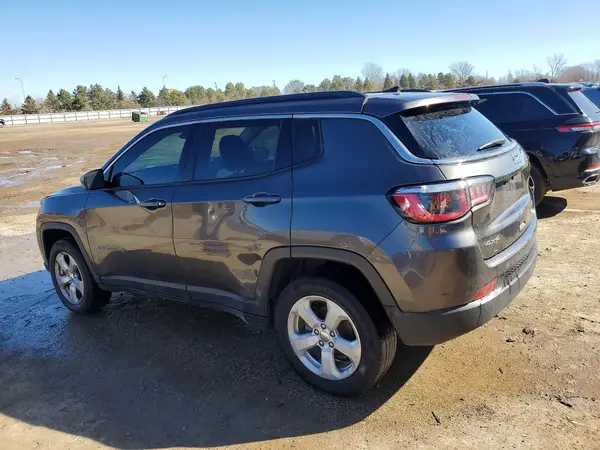 3C4NJDBB7KT850576 2019 JEEP COMPASS - Image 2