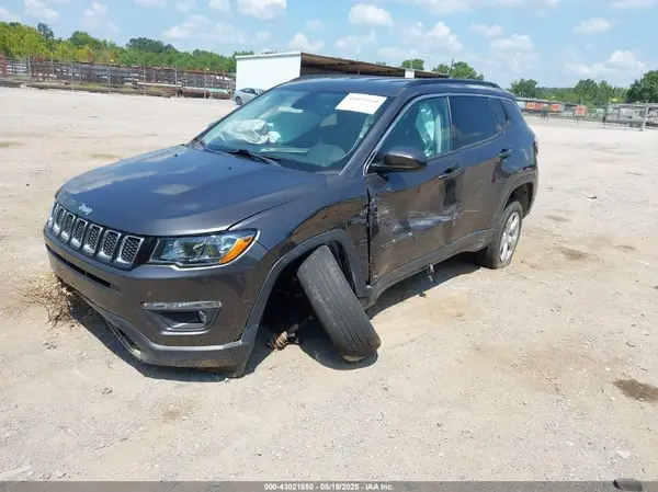 3C4NJDBB7LT100712 2020 JEEP COMPASS - Image 2