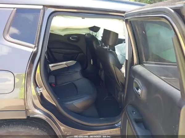 3C4NJDBB7LT100712 2020 JEEP COMPASS - Image 8