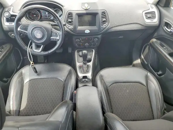 3C4NJDBB7LT117025 2020 JEEP COMPASS - Image 8