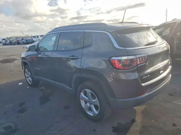 3C4NJDBB7LT119406 2020 JEEP COMPASS - Image 2