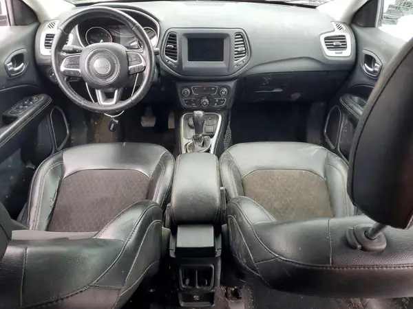 3C4NJDBB7LT132348 2020 JEEP COMPASS - Image 8