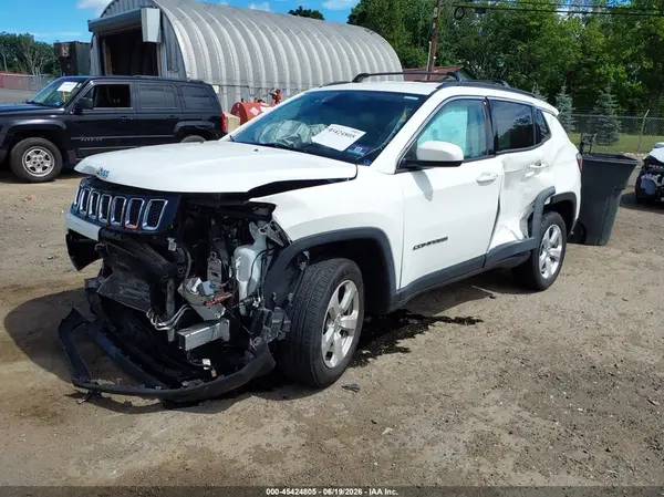 3C4NJDBB7LT138490 2020 JEEP COMPASS - Image 2