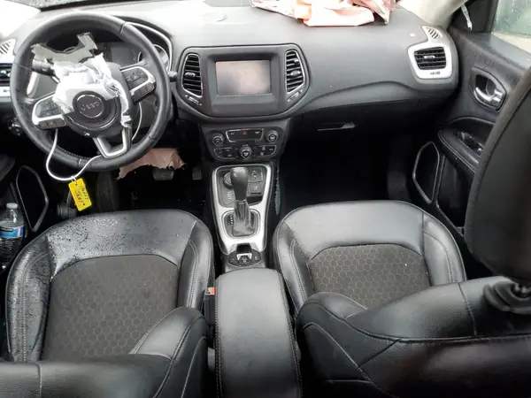 3C4NJDBB7LT138702 2020 JEEP COMPASS - Image 8
