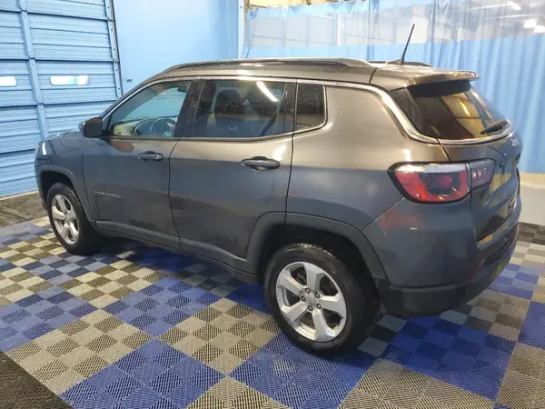 3C4NJDBB7LT139851 2020 JEEP COMPASS - Image 2