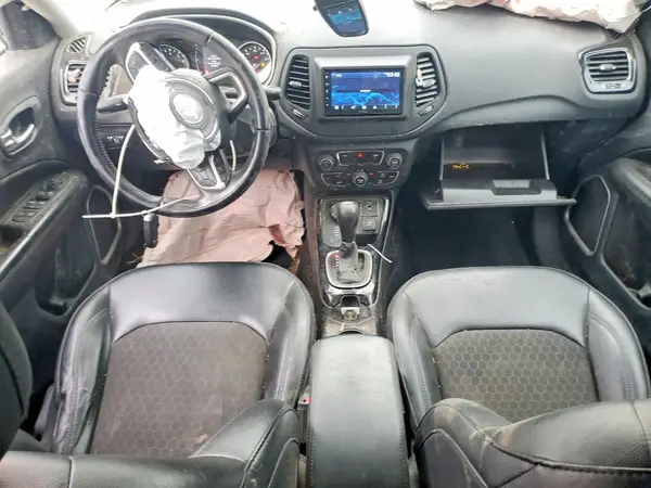 3C4NJDBB7LT145746 2020 JEEP COMPASS - Image 8