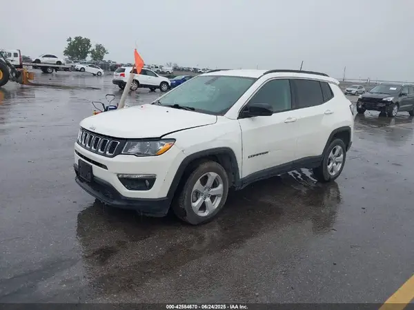 3C4NJDBB7LT167830 2020 JEEP COMPASS - Image 2