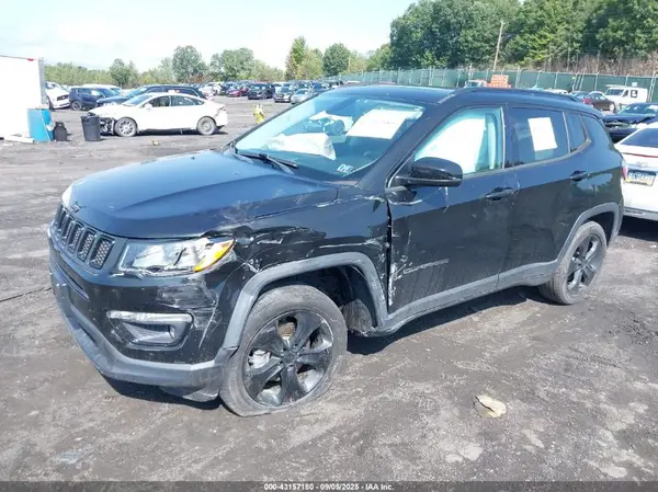 3C4NJDBB7LT168413 2020 JEEP COMPASS - Image 2
