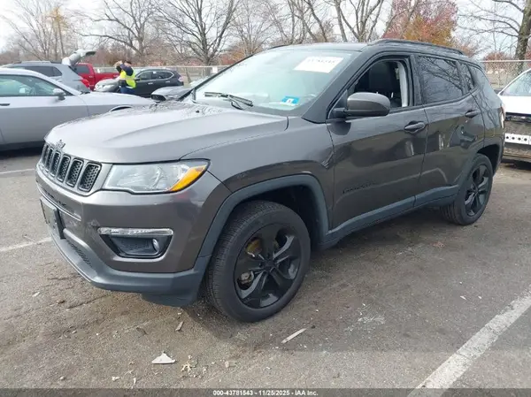 3C4NJDBB7LT196664 2020 JEEP COMPASS - Image 2