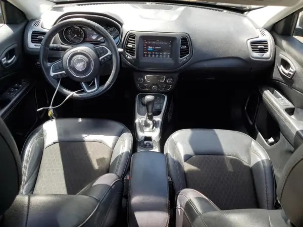 3C4NJDBB7LT228643 2020 JEEP COMPASS - Image 8