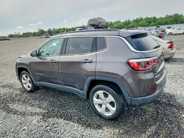 3C4NJDBB7LT239559 2020 JEEP COMPASS - Image 2