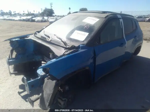 3C4NJDBB7LT240954 2020 JEEP COMPASS - Image 2