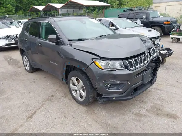 3C4NJDBB7MT517832 2021 JEEP COMPASS - Image 1